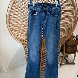 hollister woman’s jeans